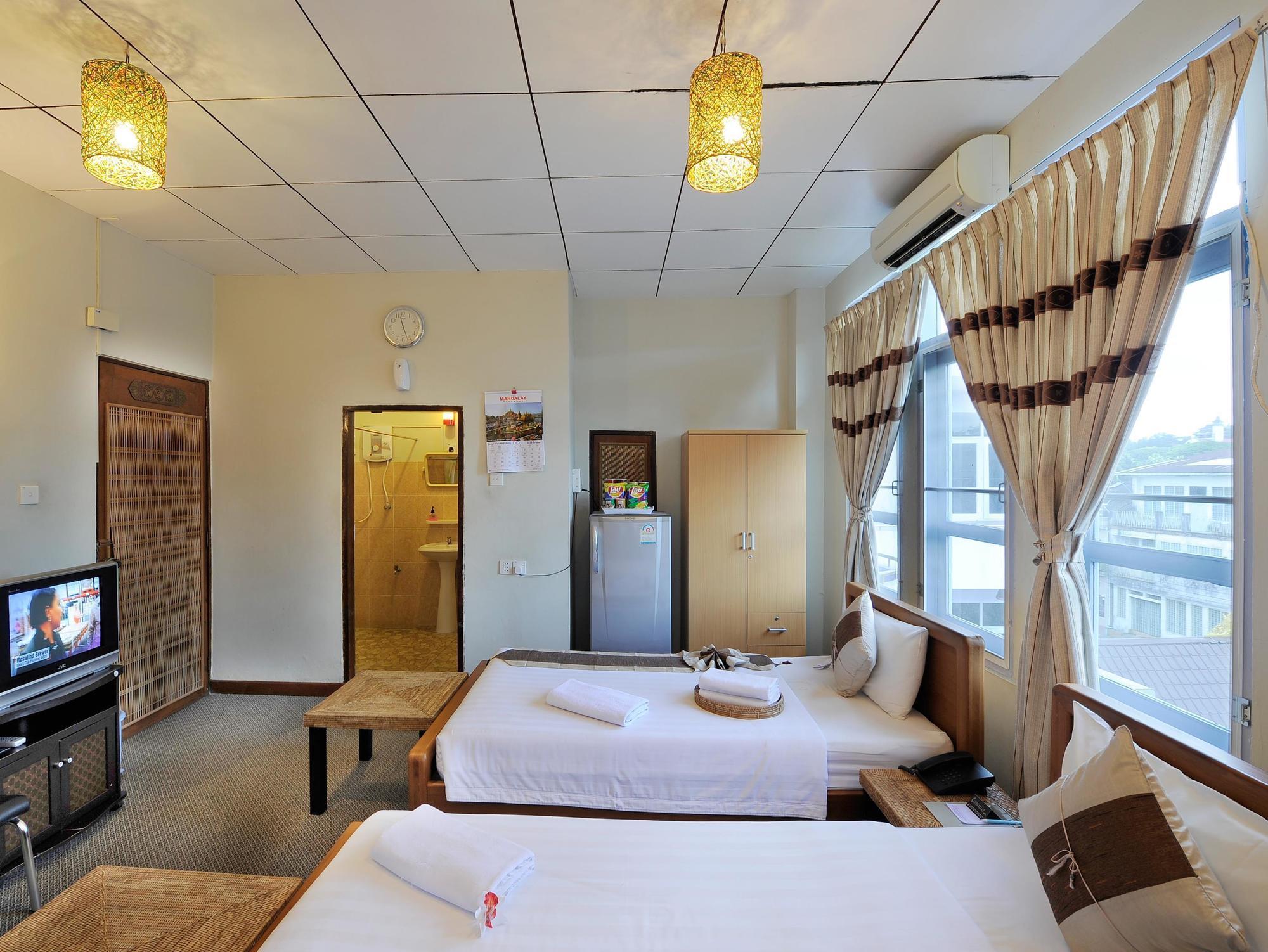 Cinderella Hotel Mawlamyine Ngoại thất bức ảnh