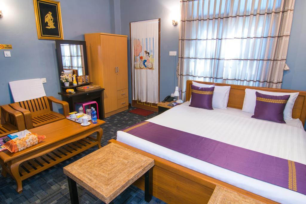 Cinderella Hotel Mawlamyine Ngoại thất bức ảnh